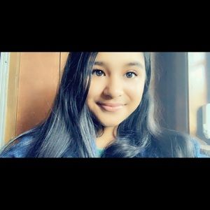 Meet your Posher, M i c h e l l e🌤⚡️